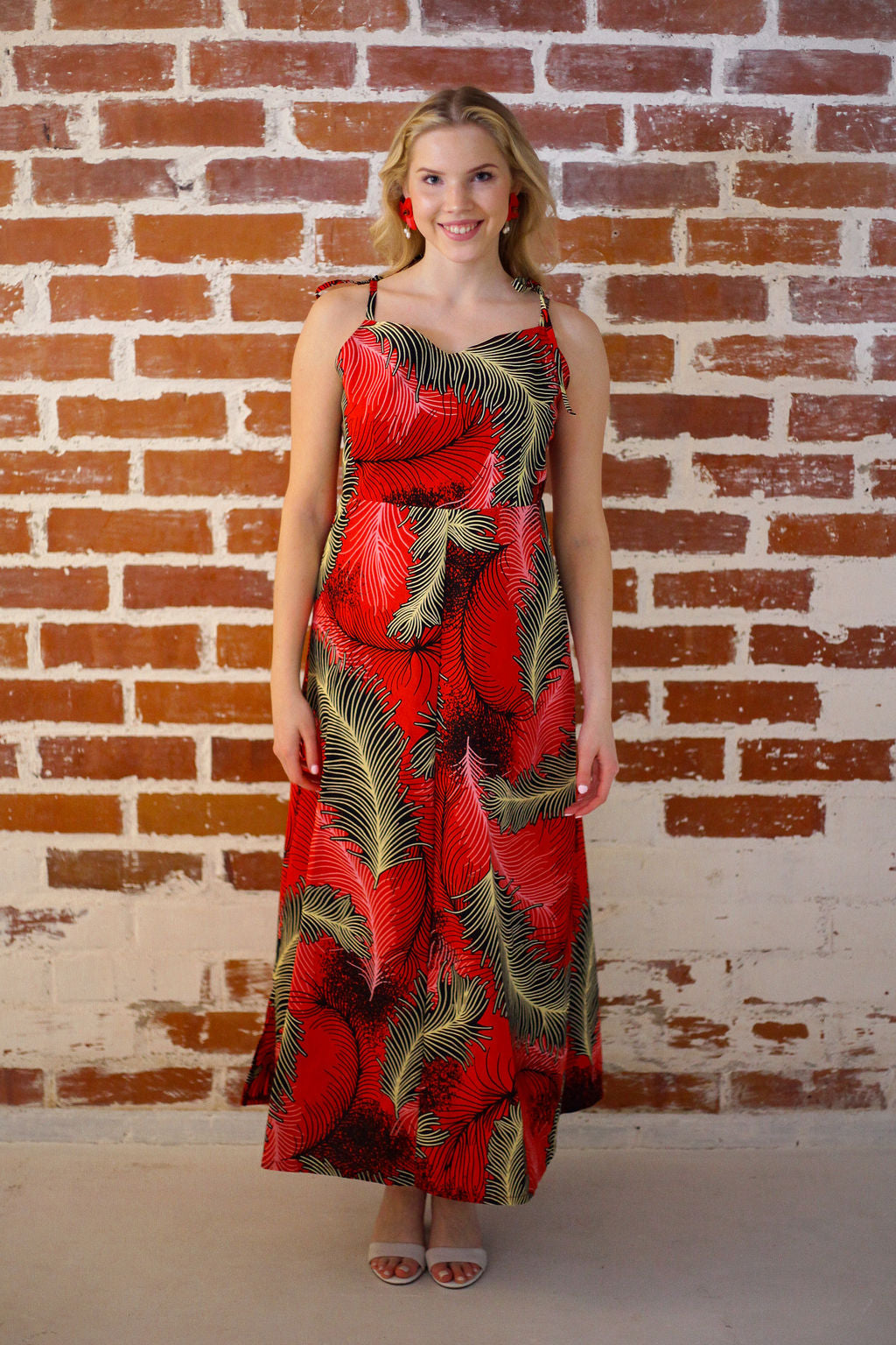 Fabrics (kitenge and ankara), several colors