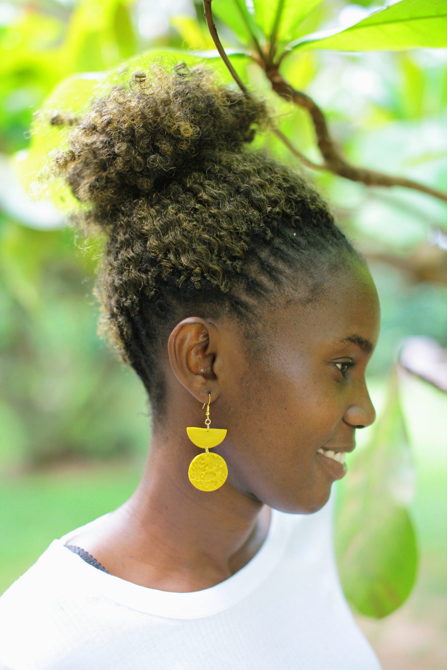 Victoria Earrings (multiple colors)