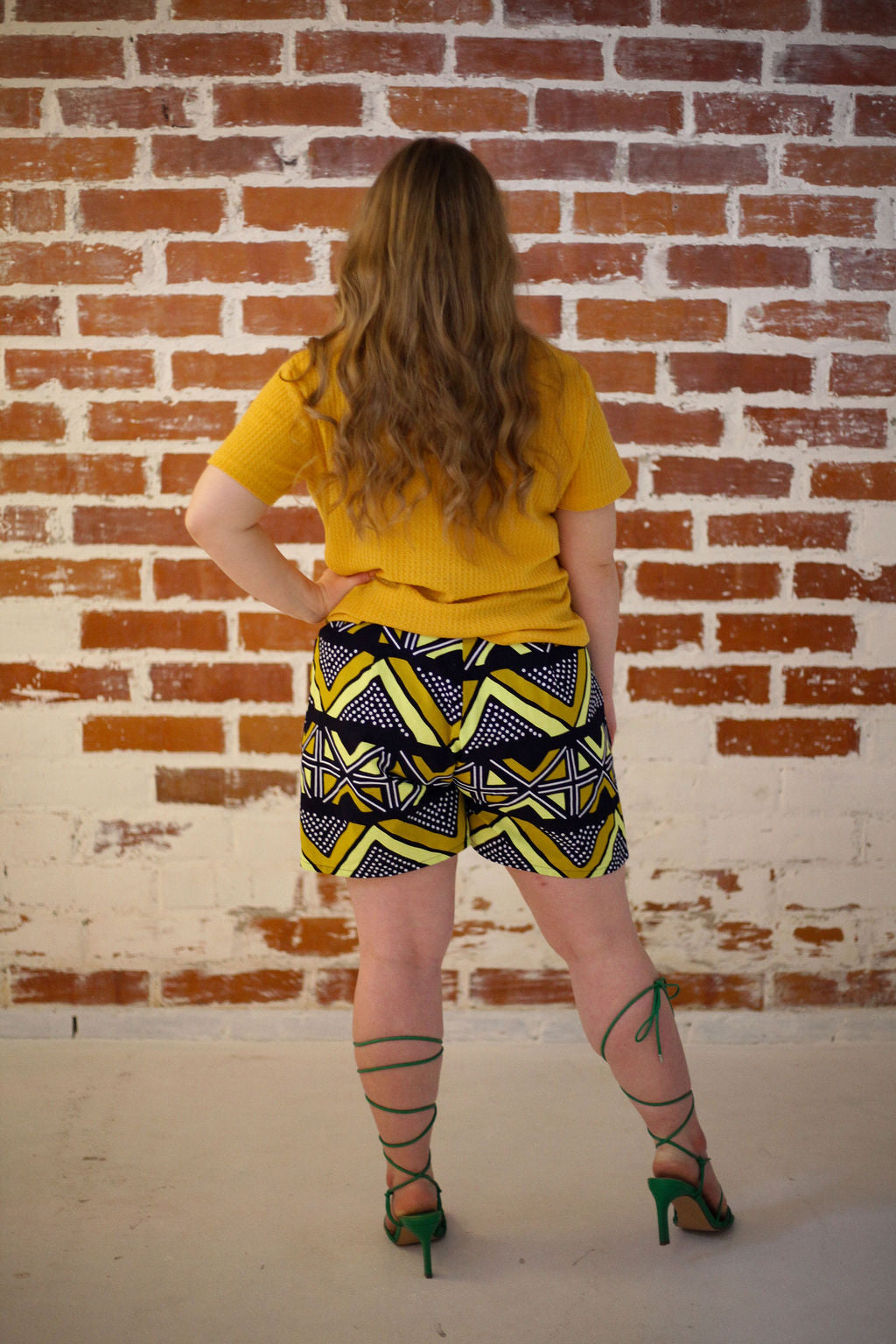 Jadele Shorts yellow-black