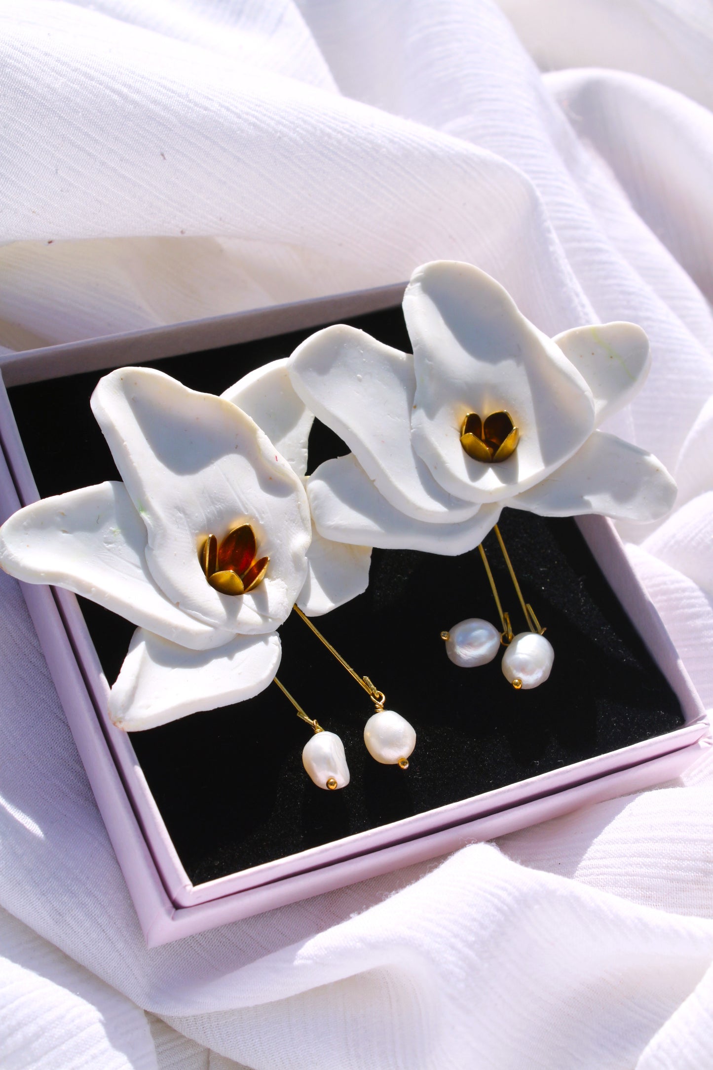 Lily Earrings in white