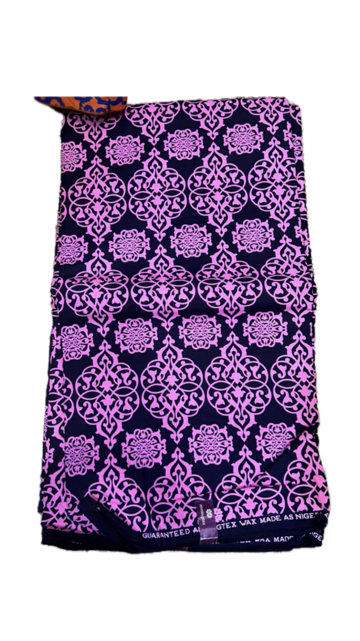 Kankaat (kitenge ja ankara), useita värejä