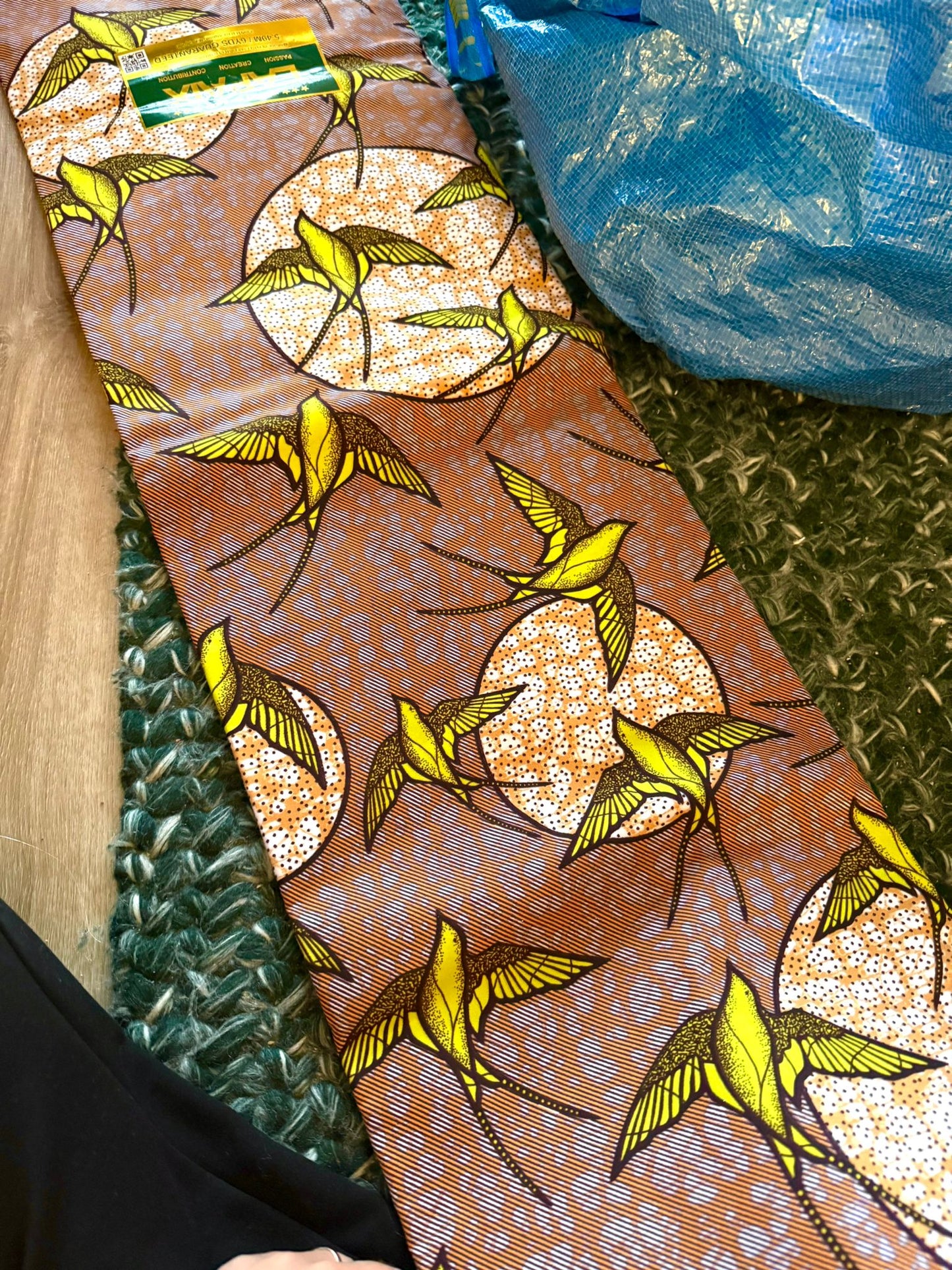 Fabrics (kitenge and ankara), several colors