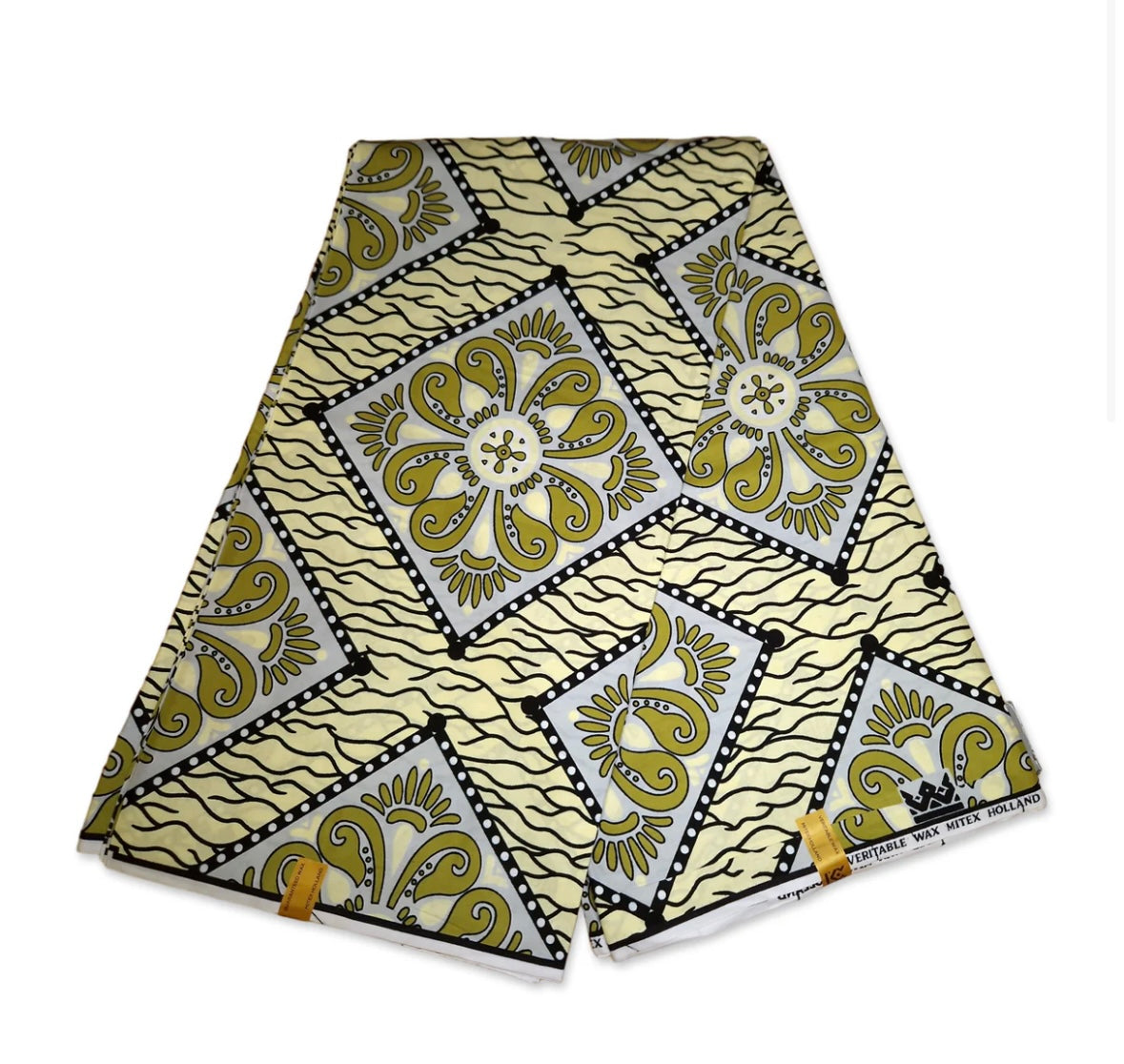 Kankaat (kitenge ja ankara), useita värejä