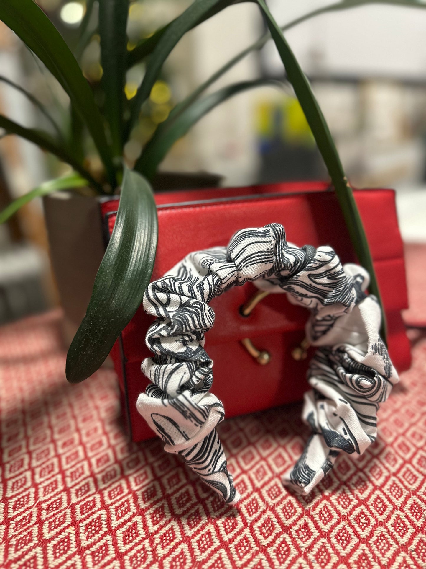 Scrunchiepanta Hiuspanta (useita värejä)